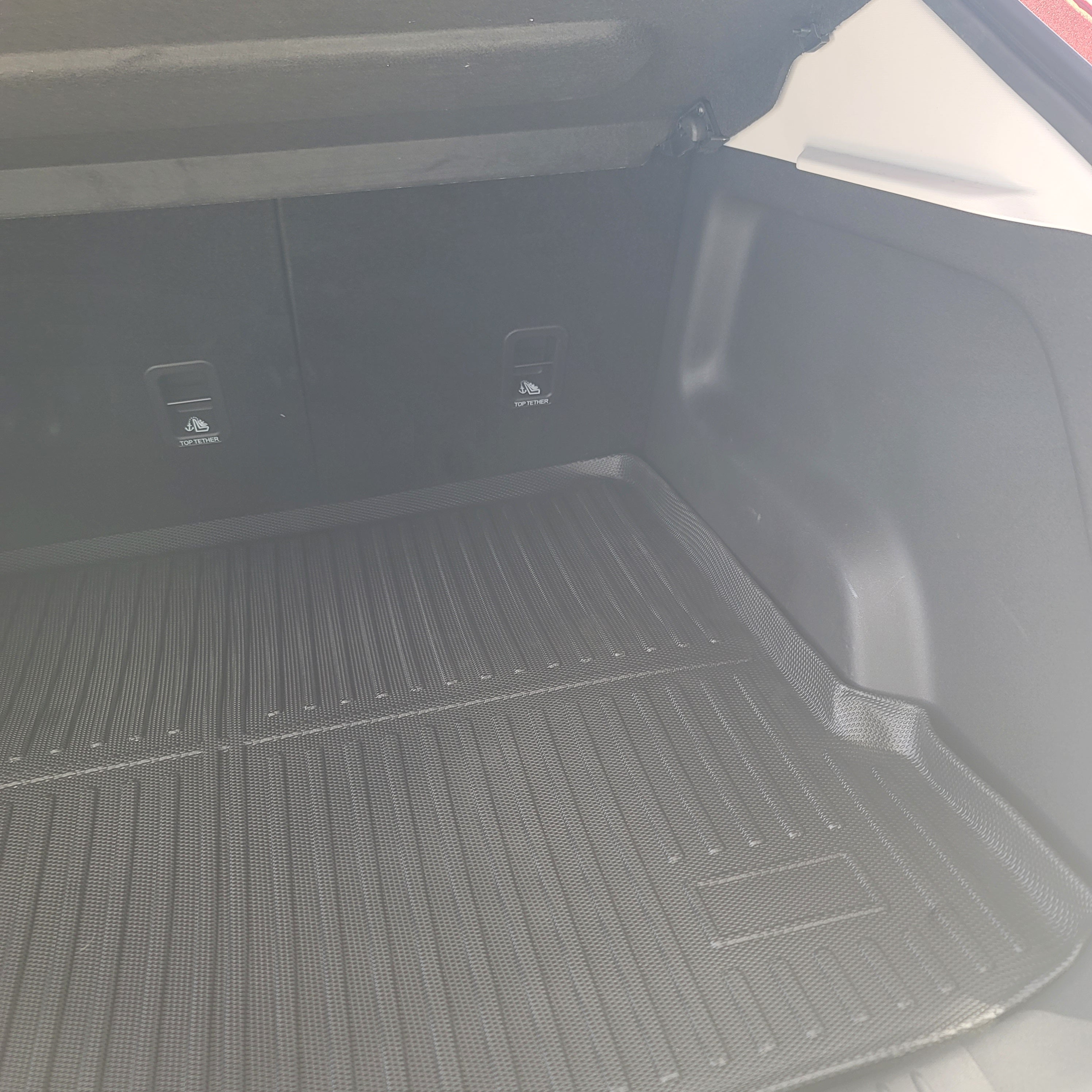 Alfombras bandeja de valija TPE para OMODA (E5, C5, SHS) de EV Boutique