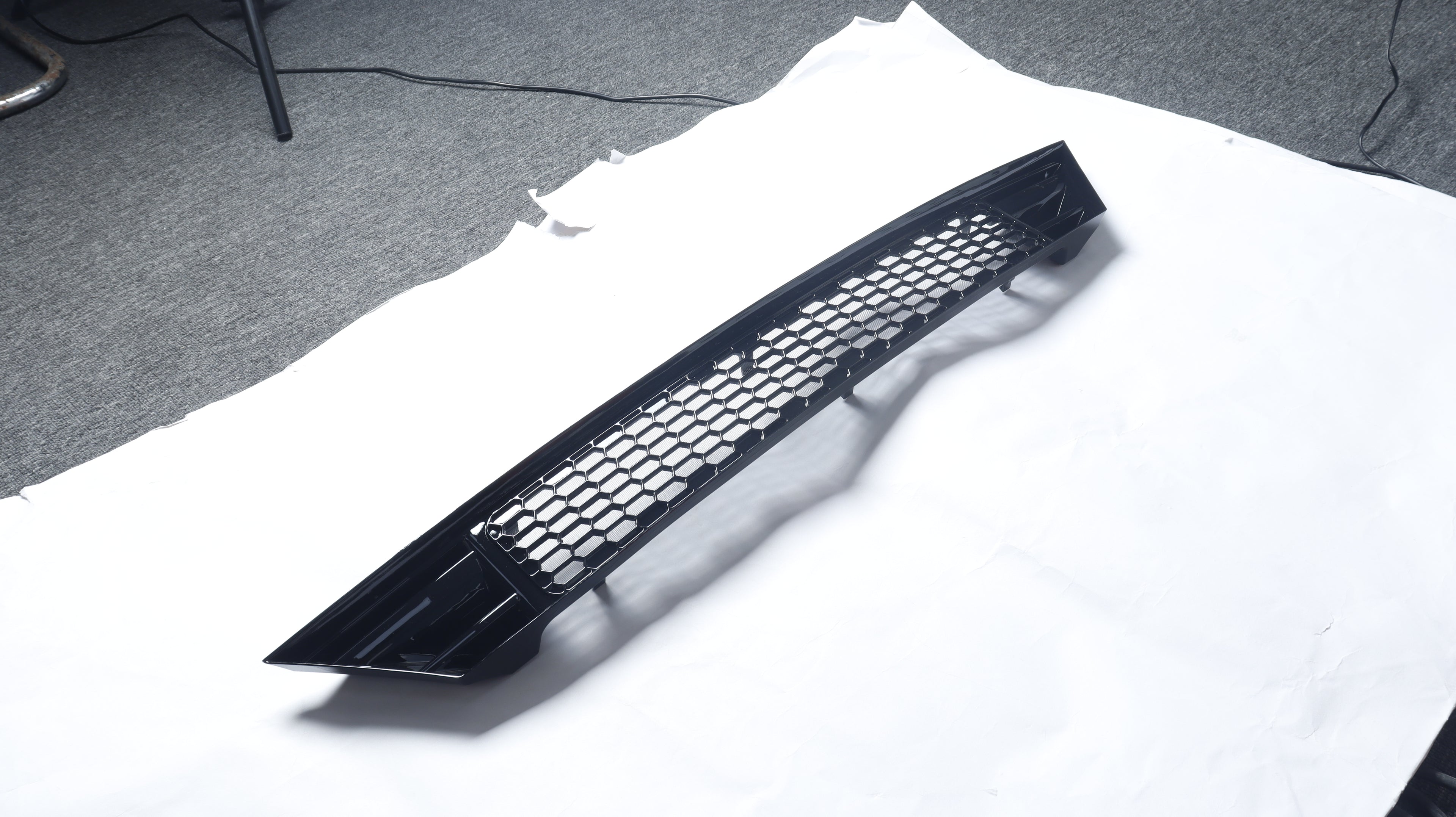 Grilla frontal con malla anti insectos para Dolphin