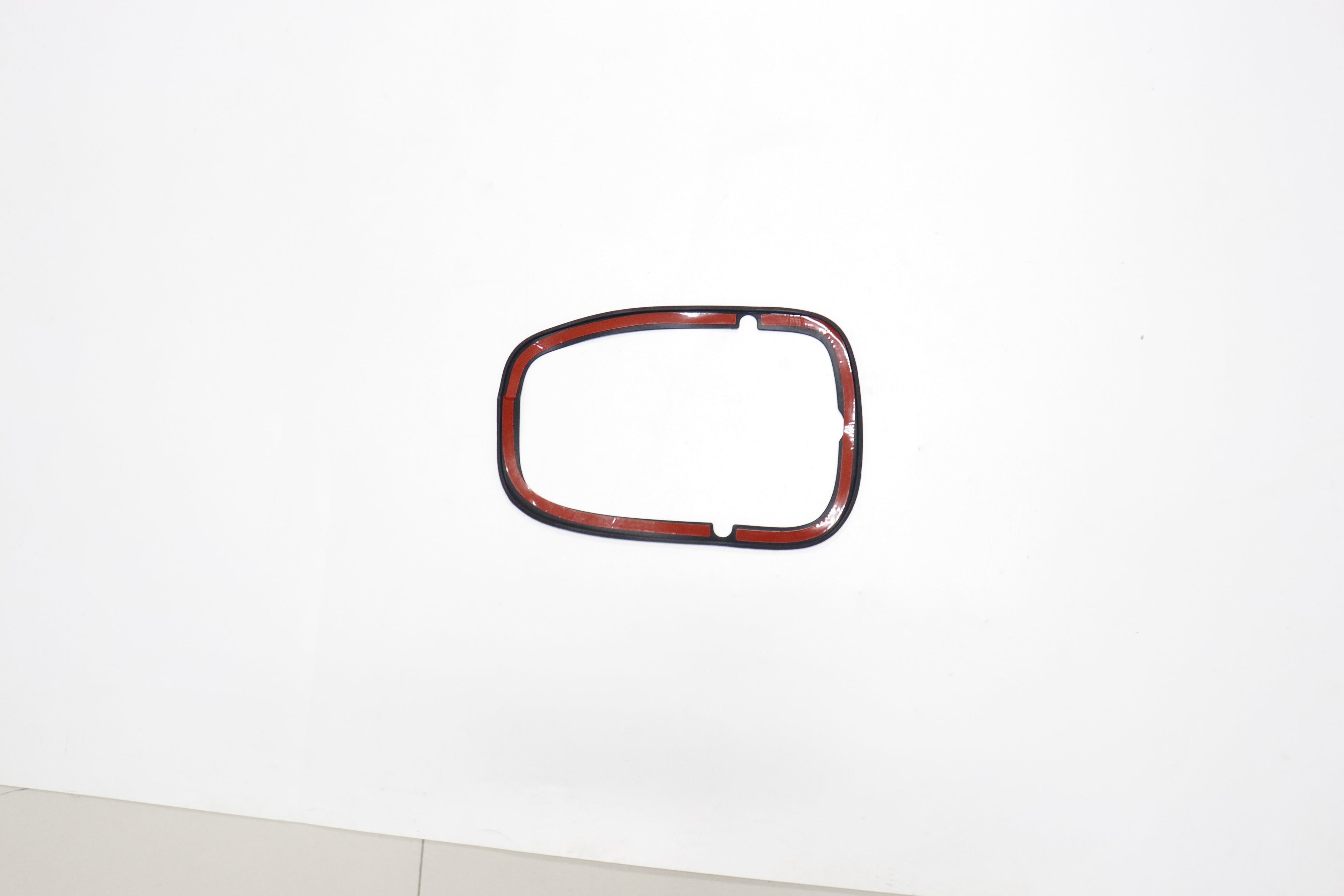 Protector sellador puerto de carga exterior BYD DOLPHIN