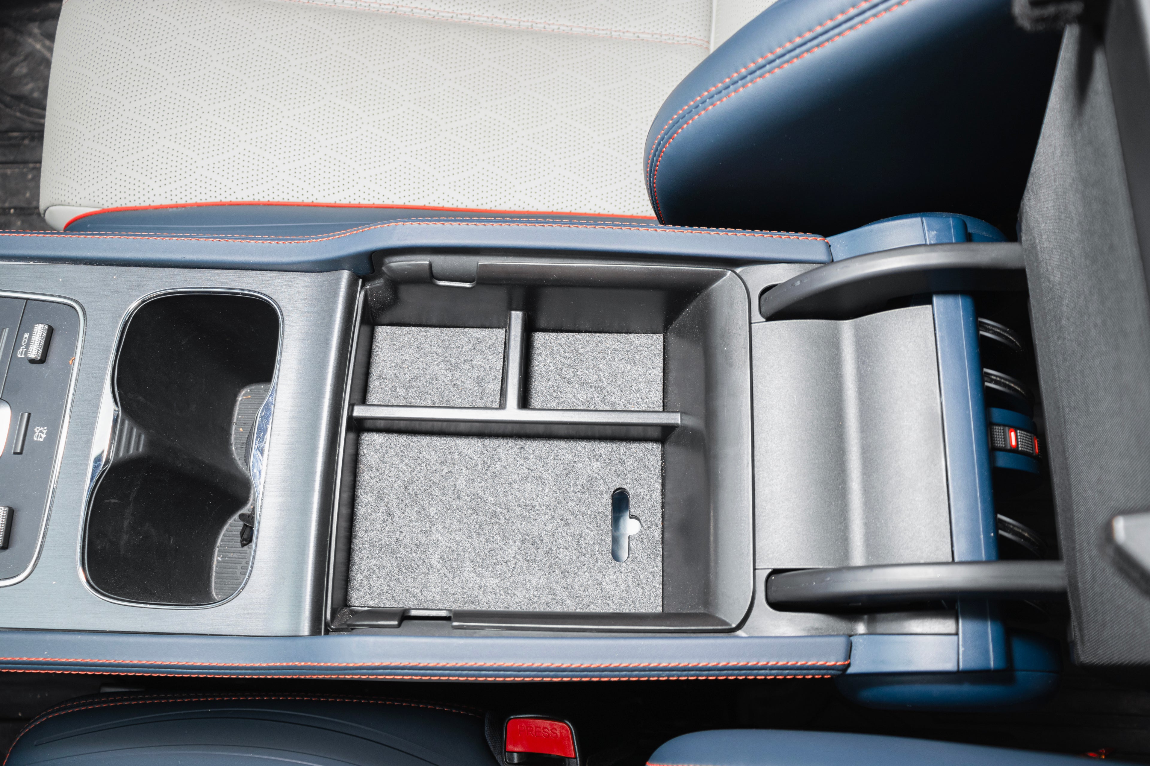 Bandeja interior de apoya brazos BYD YUAN PLUS