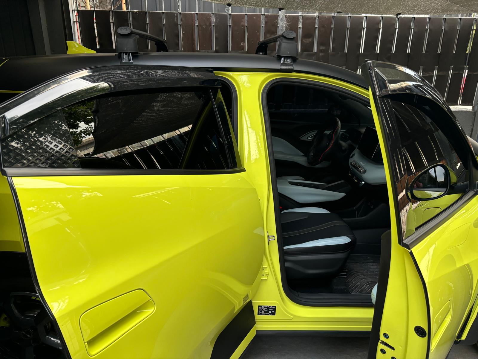 Set x 4 Goteros de ventana oscuros para Seagull